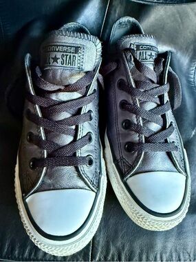 Converse Chuck Taylor All Star Black Leather Low Top Sneakers Size 7